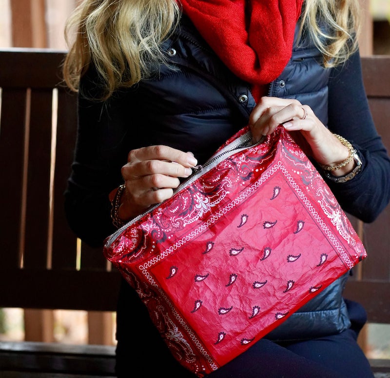 Водонепроницаемый чехол Tyvek с цветочным принтом – вместительная дорожная косметичка и туалетные принадлежности